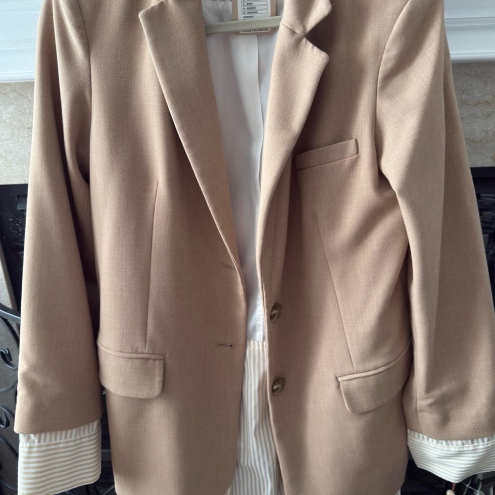 Maeve by Anthropology Beige Blazer with white striped “button down”. BRAND NEW
